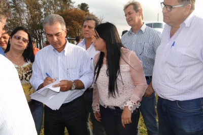 Vereador Robertinho solicita sinalização de transito em todas as vias.