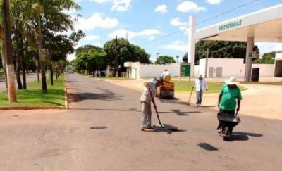Vereadores Patrick e Joalmir recorrem ao ministro da saúde Henrique Mandeta e pedem emenda no valor 200 mil para aquisiç